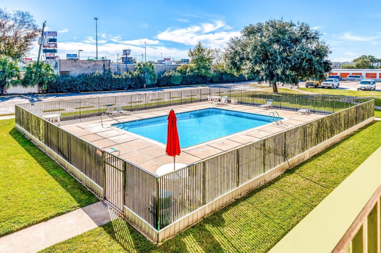 Oyo Hotel Houston Southwest I-69 Luaran gambar
